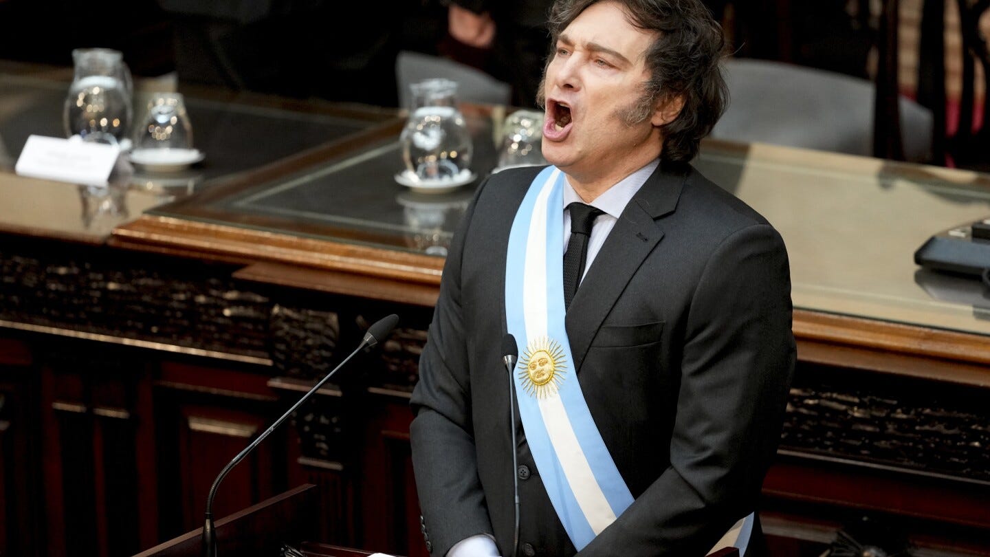 Le président Javier Milei a présenté une proposition de budget pour l’année 2025 devant le Congrès ce dimanche à Buenos Aires. AP/Natacha Pisarenko