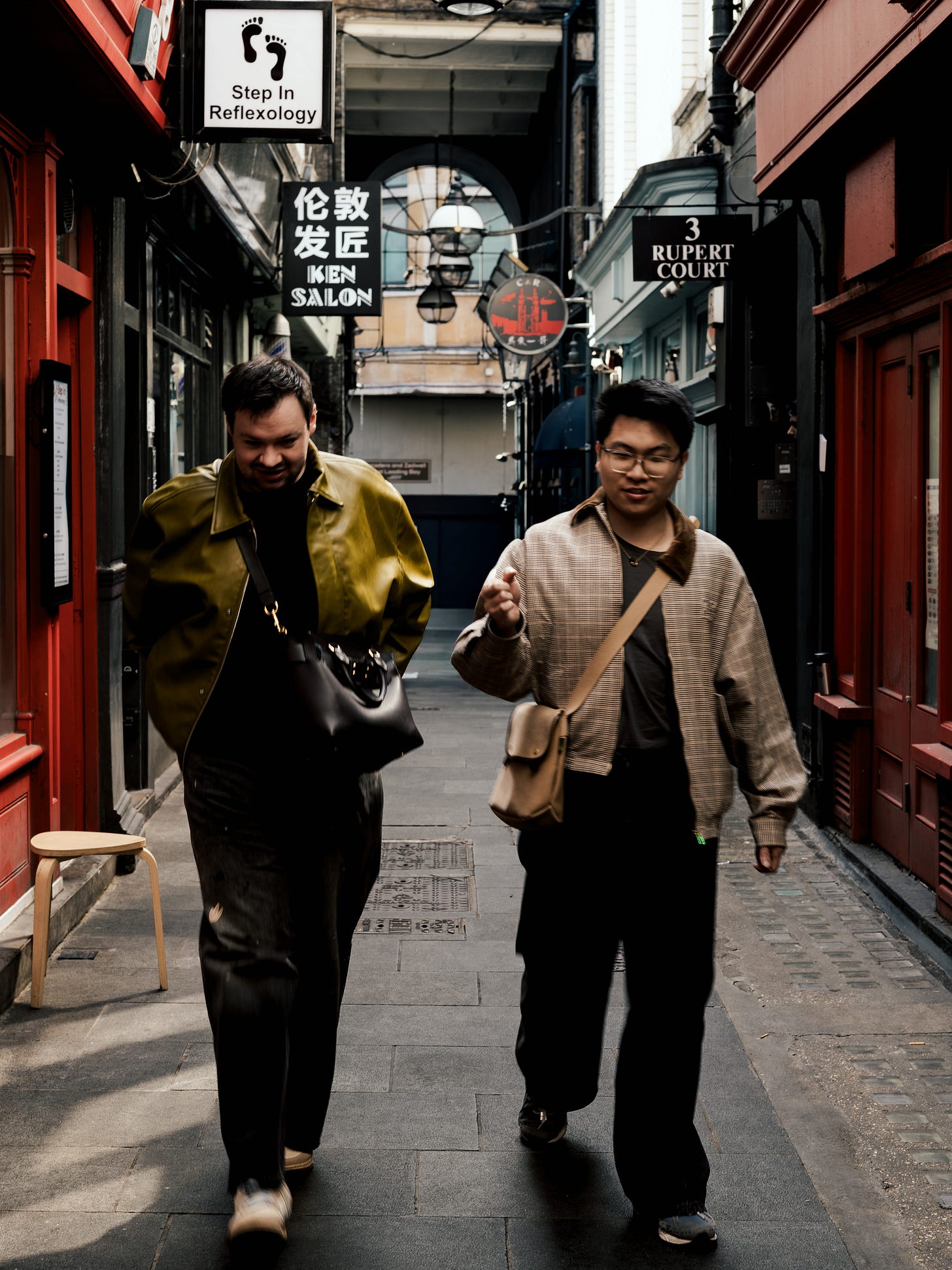 Rupert Court, Soho, London. Leica M11, 1/60, ƒ/8, ISO 125, 50mm. © Gavin Gough