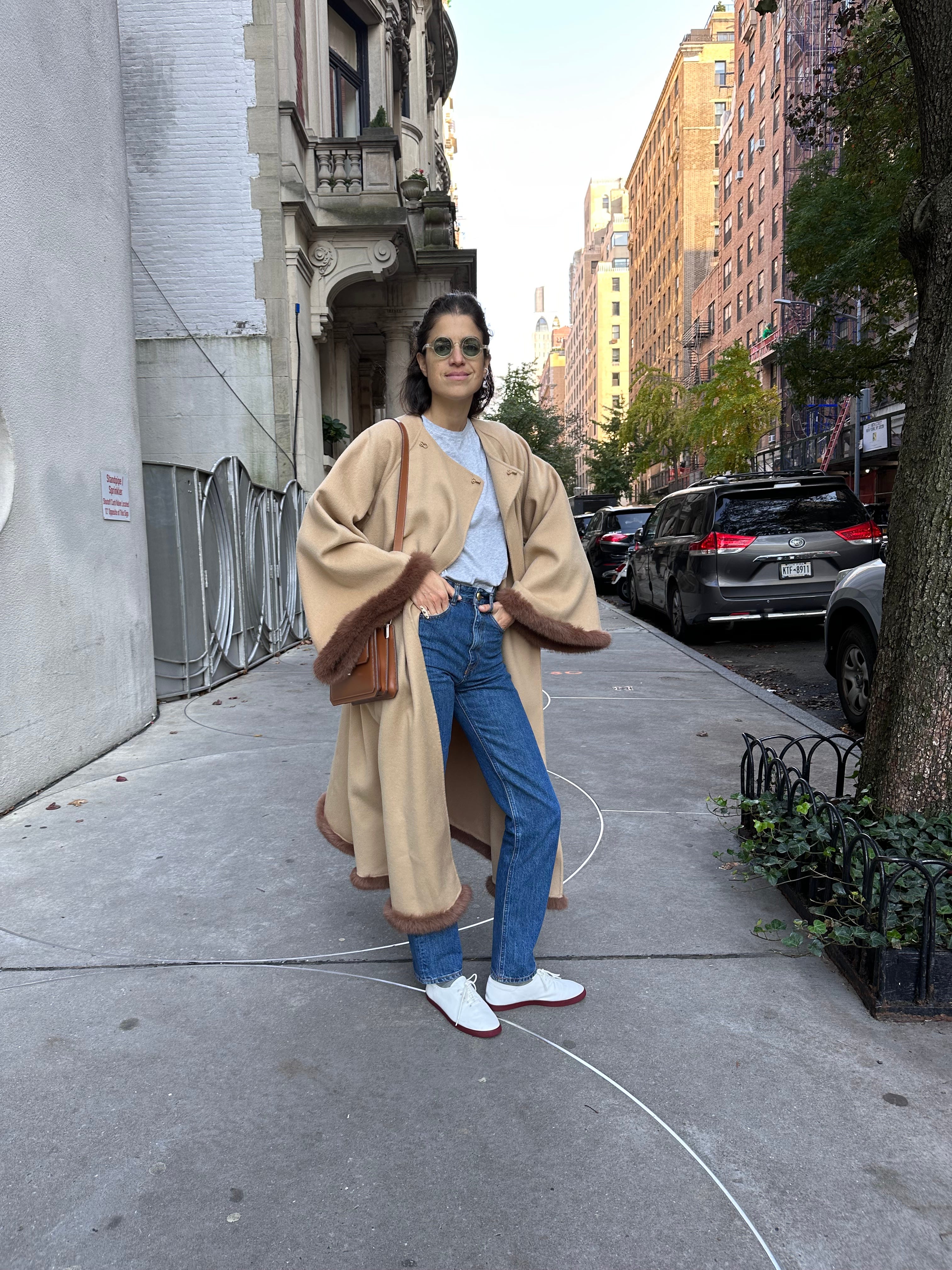 The shape of a day, in outfits