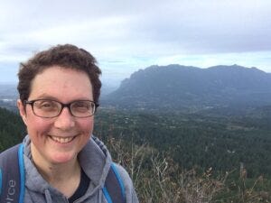 V hiking at rattlesnake lake