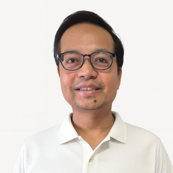 Ivan Jose family and dad blogger Ivan Jose family and dad blogger