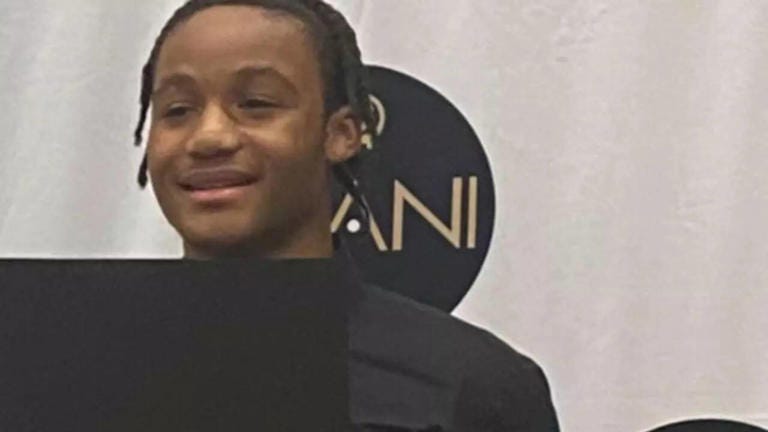 Who was Jaiquawn Jay? 14-year-old student tragically passed away during basketball practice Who was Jaiquawn Jay? 14-year-old student tragically passed away during basketball practice