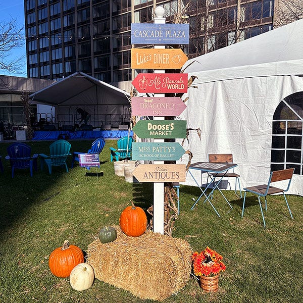 Akron Smells Like Snow Coffee Festival Gilmore Girls  | rmrk*st | Remarkist Magazine