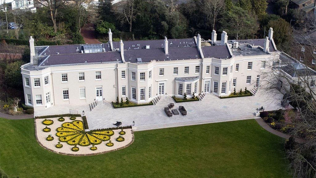 Sanctioned Russian oligarchs linked to £800m worth of UK property - BBC News