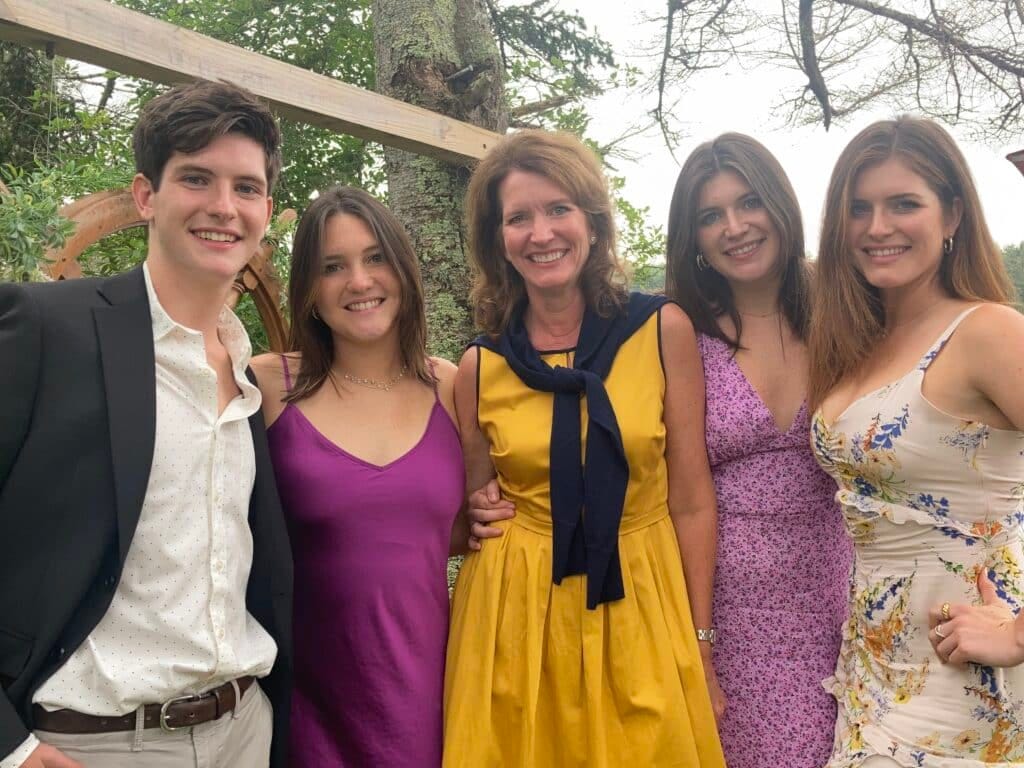 Jill Castle pediatric dietitian and her four adult children Jill Castle pediatric dietitian and her four adult children