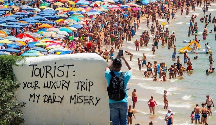 Barcelona, a City at the frontlines of Overtourism – The Heartlander  Overseas