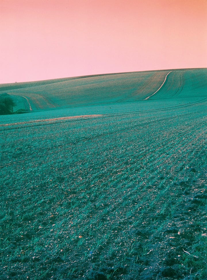 The view and the resulting image of Steepdown Hill, on Harman Azure