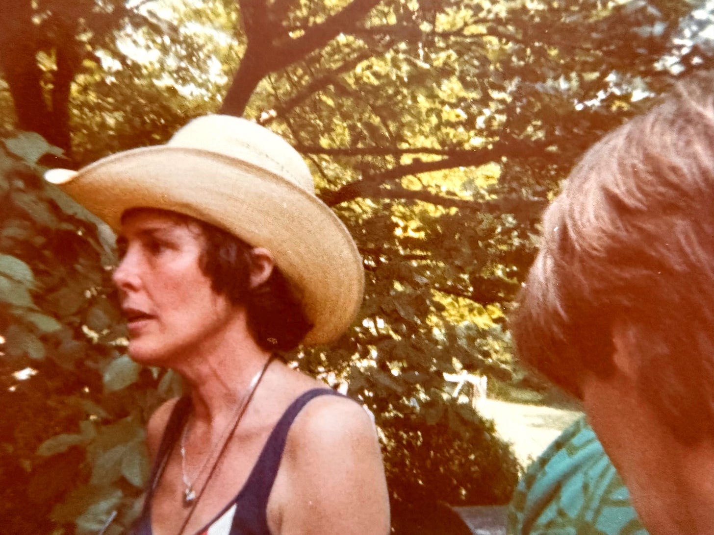 A person in a hat

AI-generated content may be incorrect.