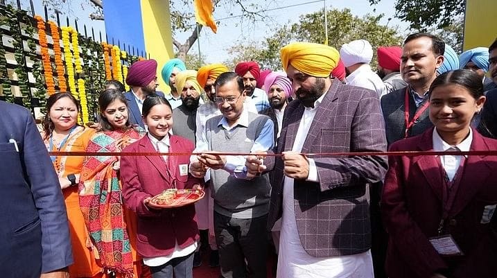 story-hero-img story-hero-img