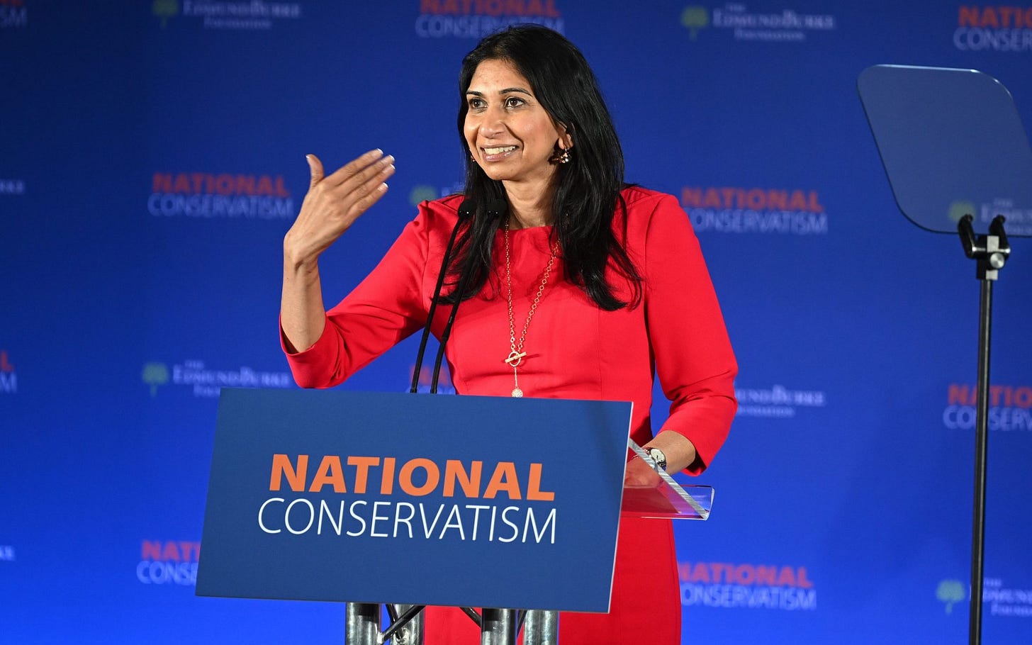 Watch: Extinction Rebellion interrupt Suella Braverman at National  Conservatism conference