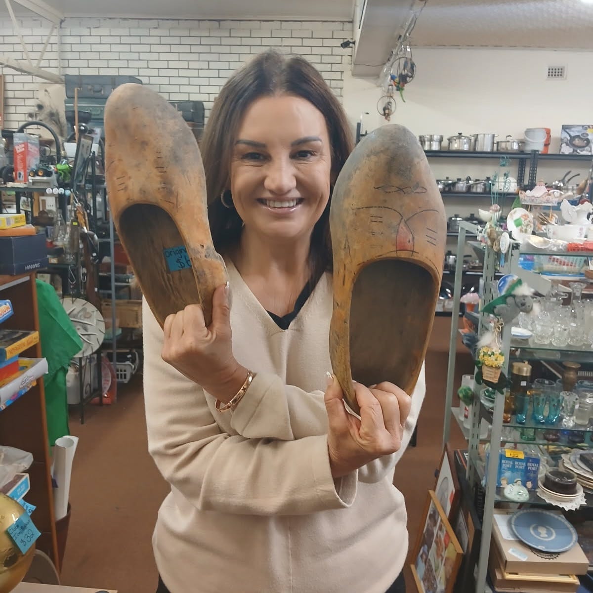  Senator Jackie Lambie 