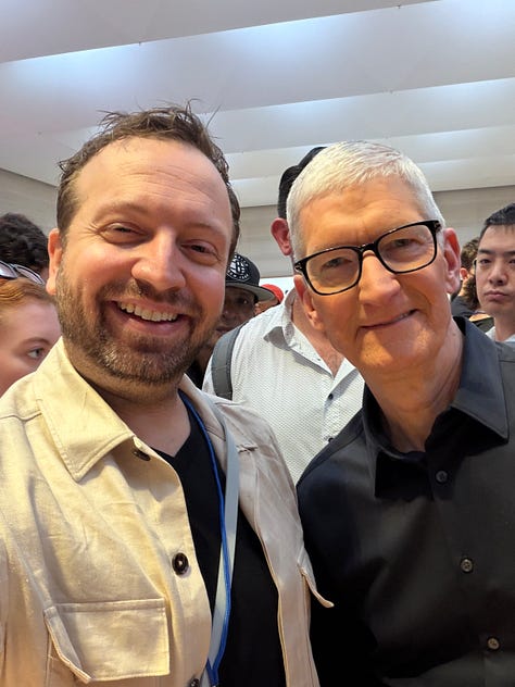 Tech journalist Matt Swider and Apple CEO Tim Cook