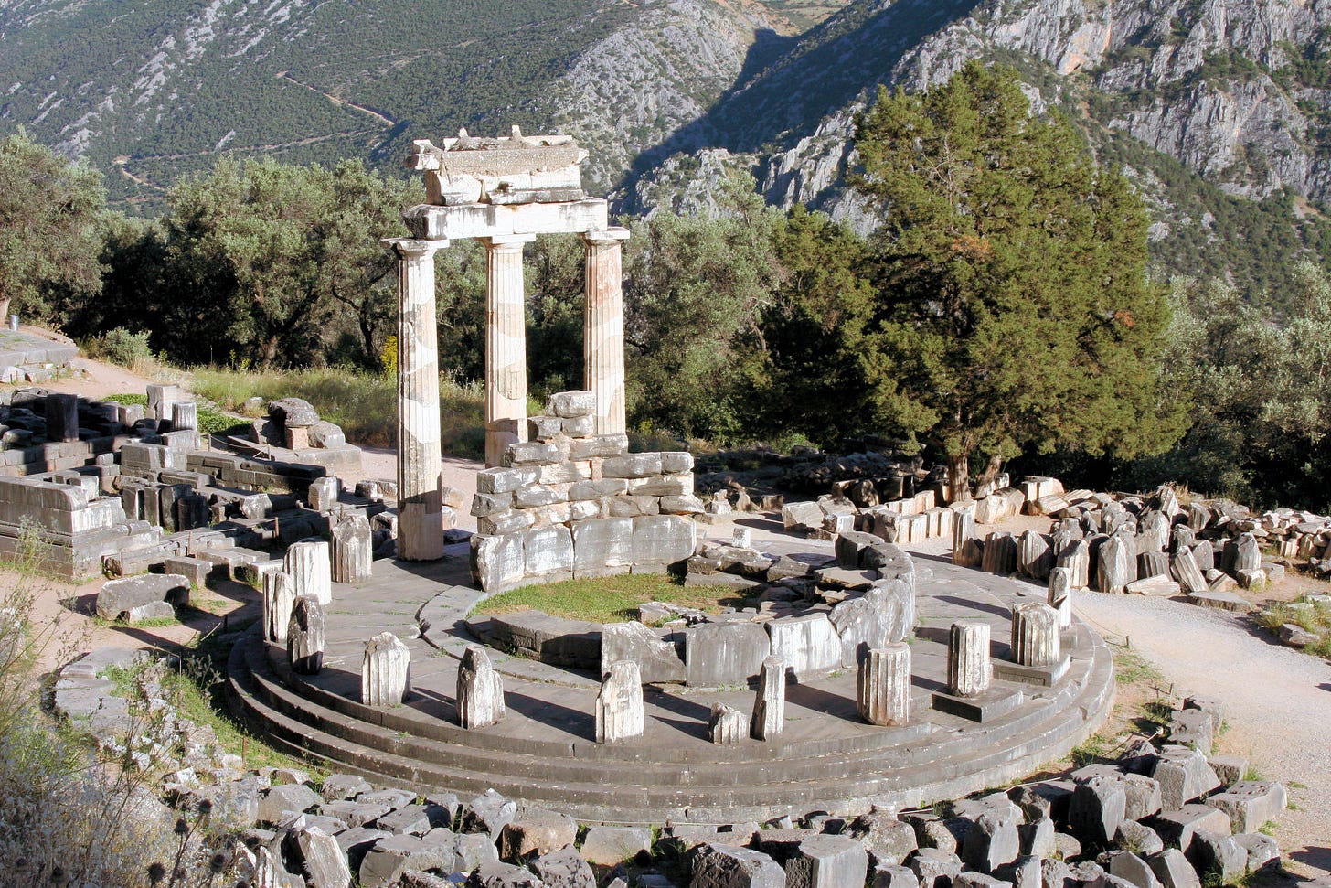 L'Oracolo di Delfi - StorieParallele.it L'Oracolo di Delfi - StorieParallele.it