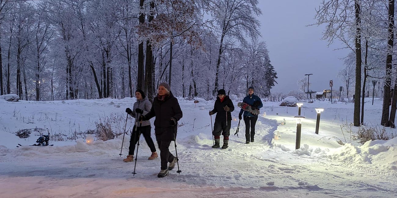 Candlelight snowshoe hiking | Your Wausome Weekend Guide 