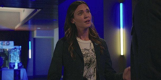 Geri looking innocent up at Cordell explaining her feelings. Geri looking innocent up at Cordell explaining her feelings.