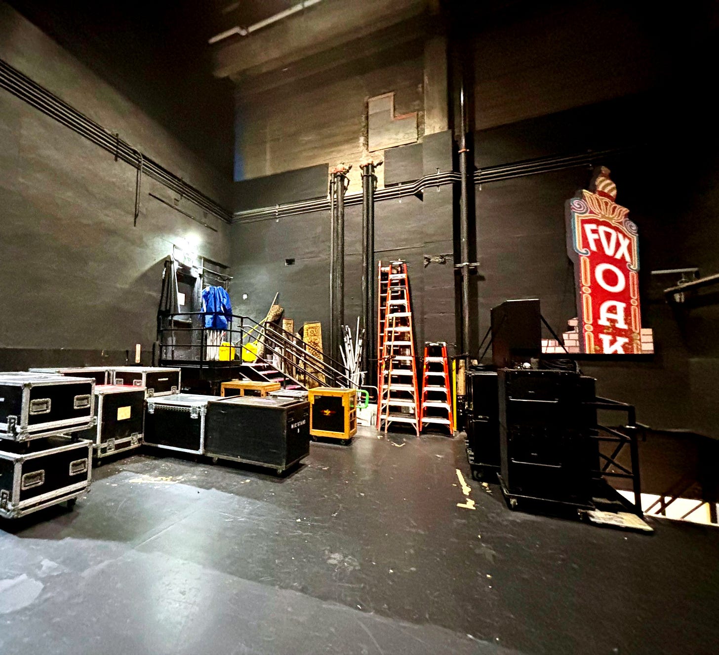The stage left wing at Fox Theater. (Image source: Oakland Report) The stage left wing at Fox Theater. (Image source: Oakland Report)
