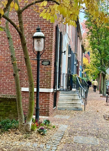photos of head house farmers market and fall in philly