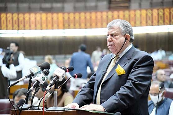 Finance Minister Shaukat Tarin unveils Rs 8,487 billion budget 2021-22 -  Business - Dunya News