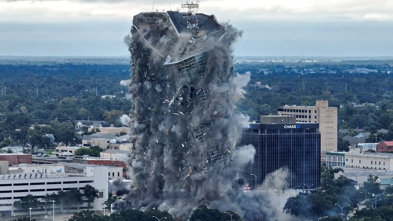 EXPLOSIVES DEMOLITION | Capital One Tower