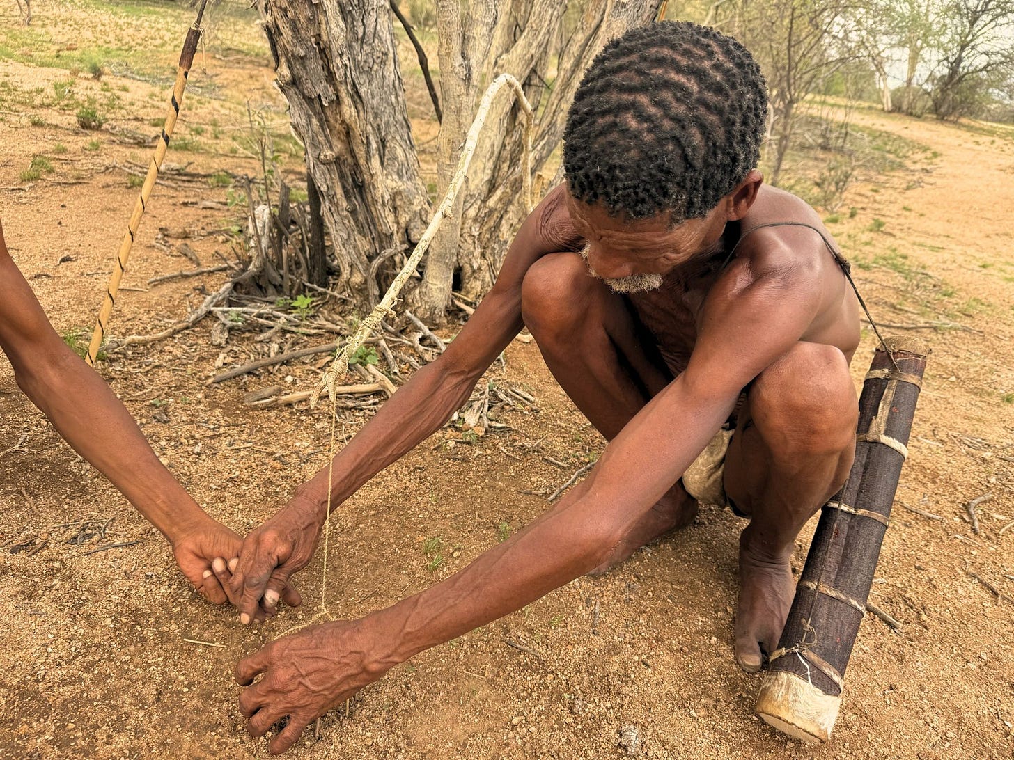 San tribe hunting method San tribe hunting method