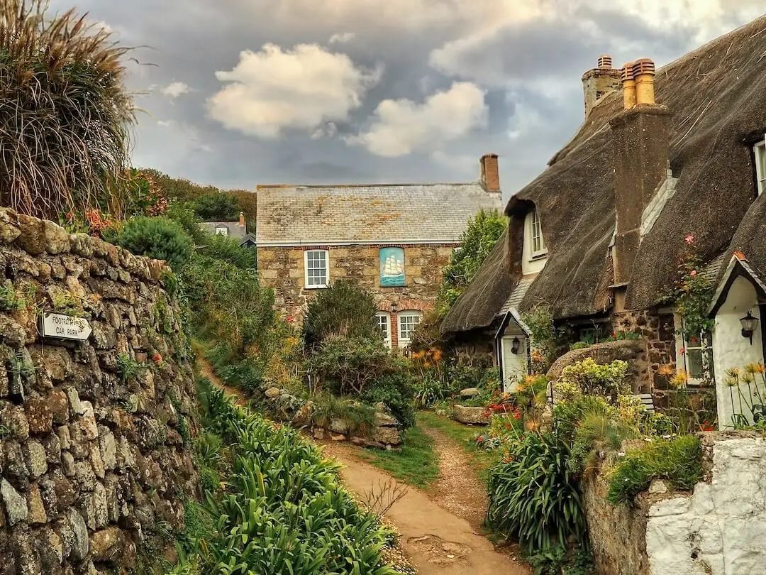 Cottages in a cul-de-sac