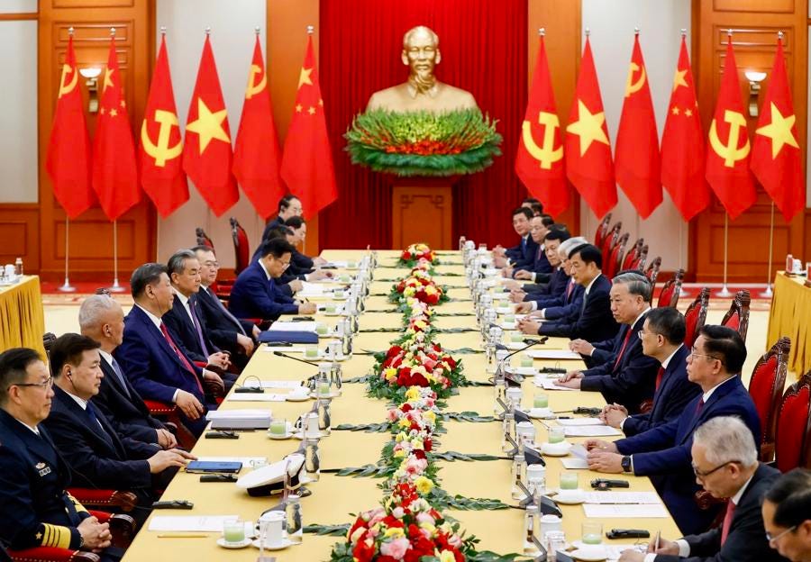 Tổng B&iacute; thư T&ocirc; L&acirc;m hội đ&agrave;m với Tổng B&iacute; thư, Chủ tịch Trung Quốc Tập Cận B&igrave;nh - Ảnh: Tr&iacute; Phong
