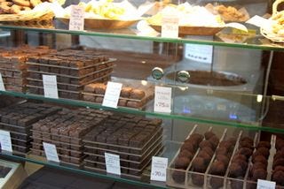EAT - Handmade chocolates EAT - Handmade chocolates