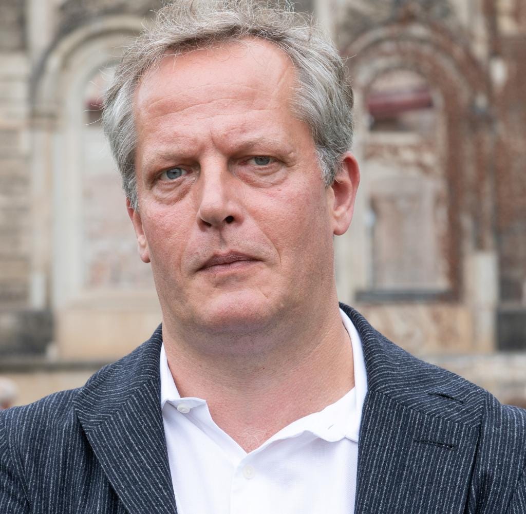 Der Berliner Galerist Daniel Marzona (1969–2024) Der Berliner Galerist Daniel Marzona (1969–2024)