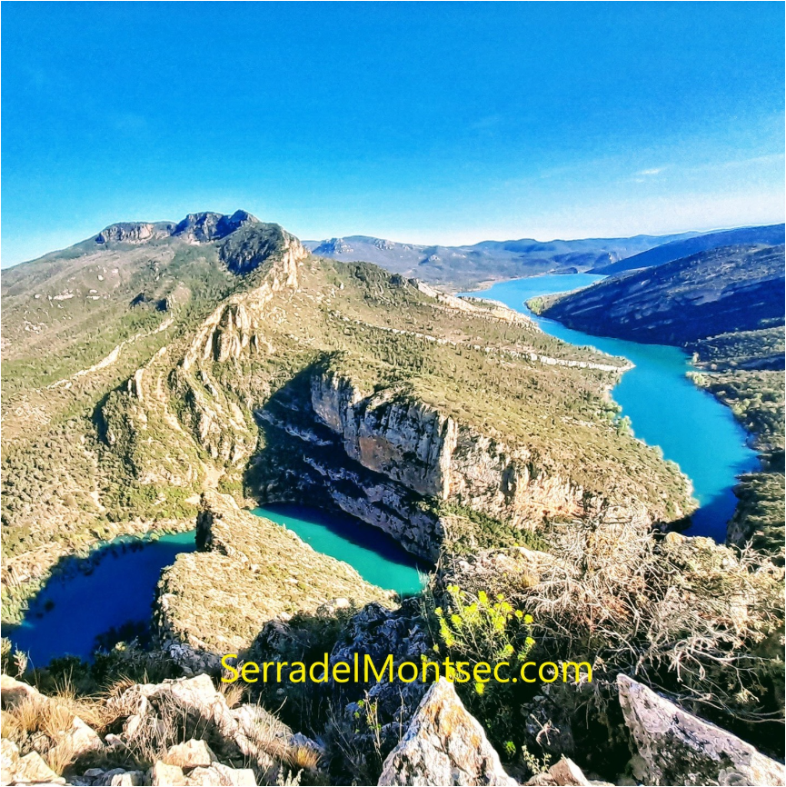 L'impressionant Pas de la Savina vist des del cap de munt de la Serra de Sentinilla, just en el límit entre #OsdeBalaguer (#LaNoguera #Lleida) i #Estopanyà (#Ribagorça d'#Osca).