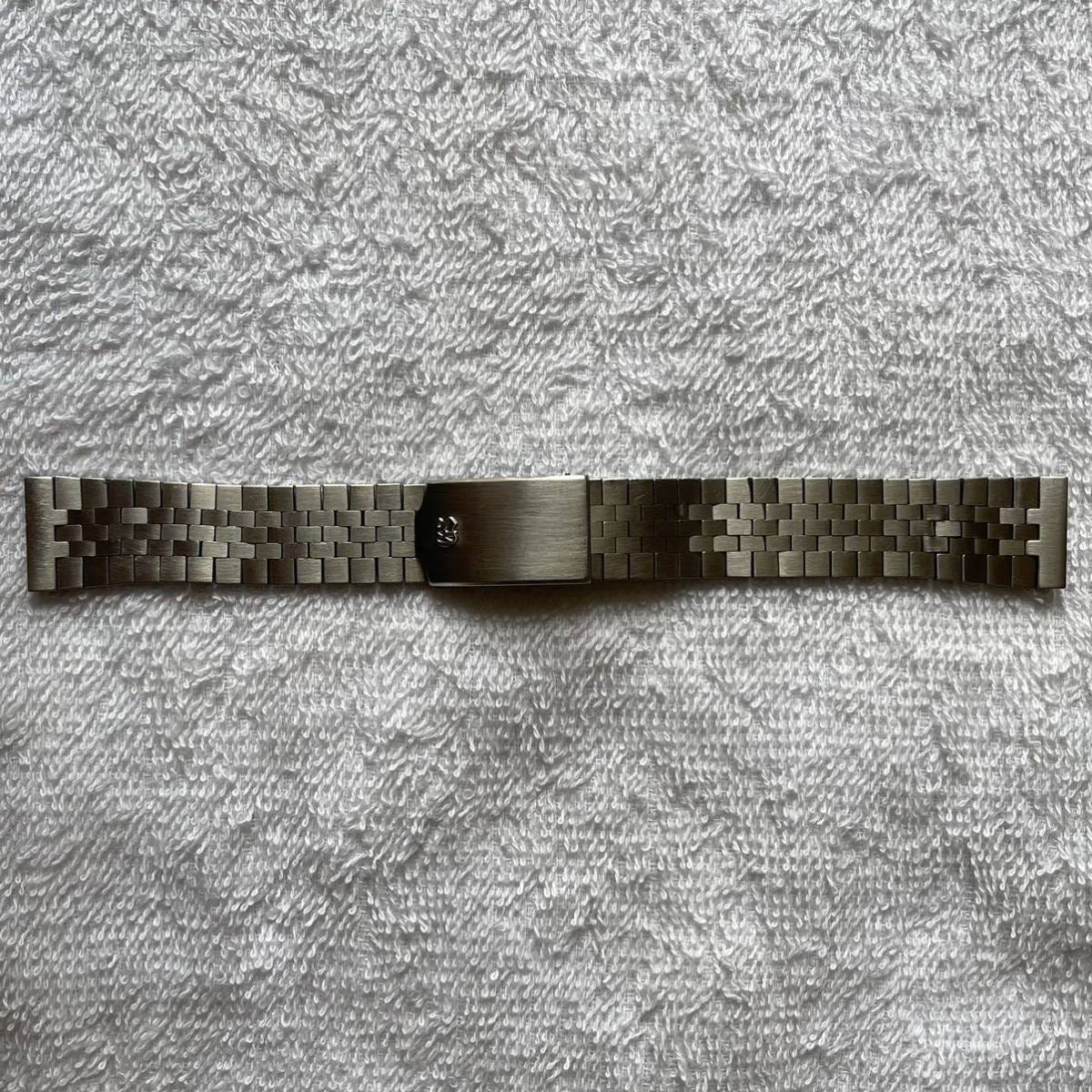 The mystery of life isn't a problem to solve, but a reality to