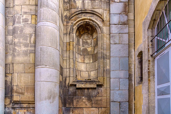 Eglise du College exterior