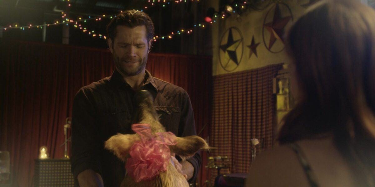 Walker Jared Padalecki getting Denise boars head as gift Walker Jared Padalecki getting Denise boars head as gift