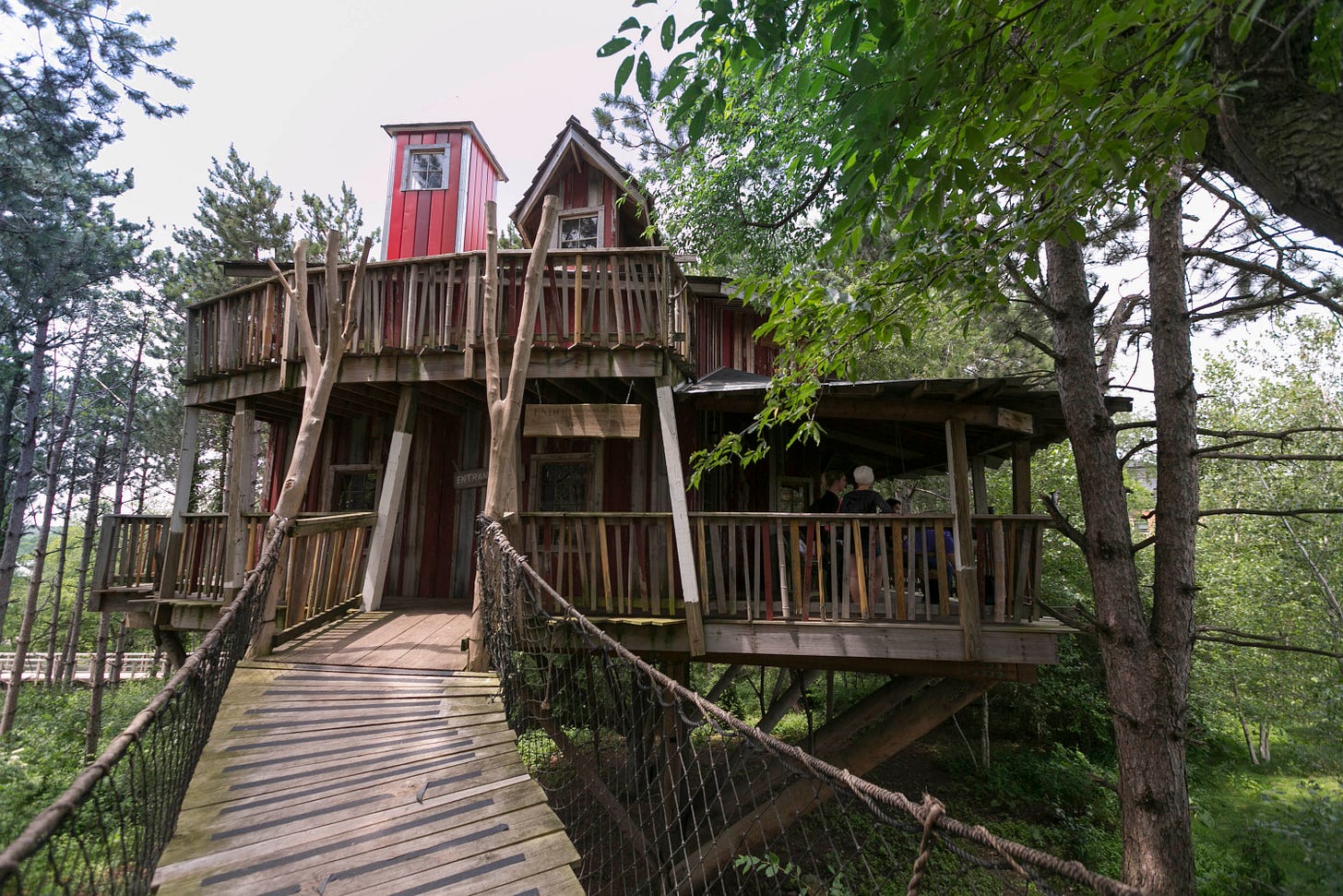 Epic Systems' headquarters reflect its creativity, growth - The Boston Globe