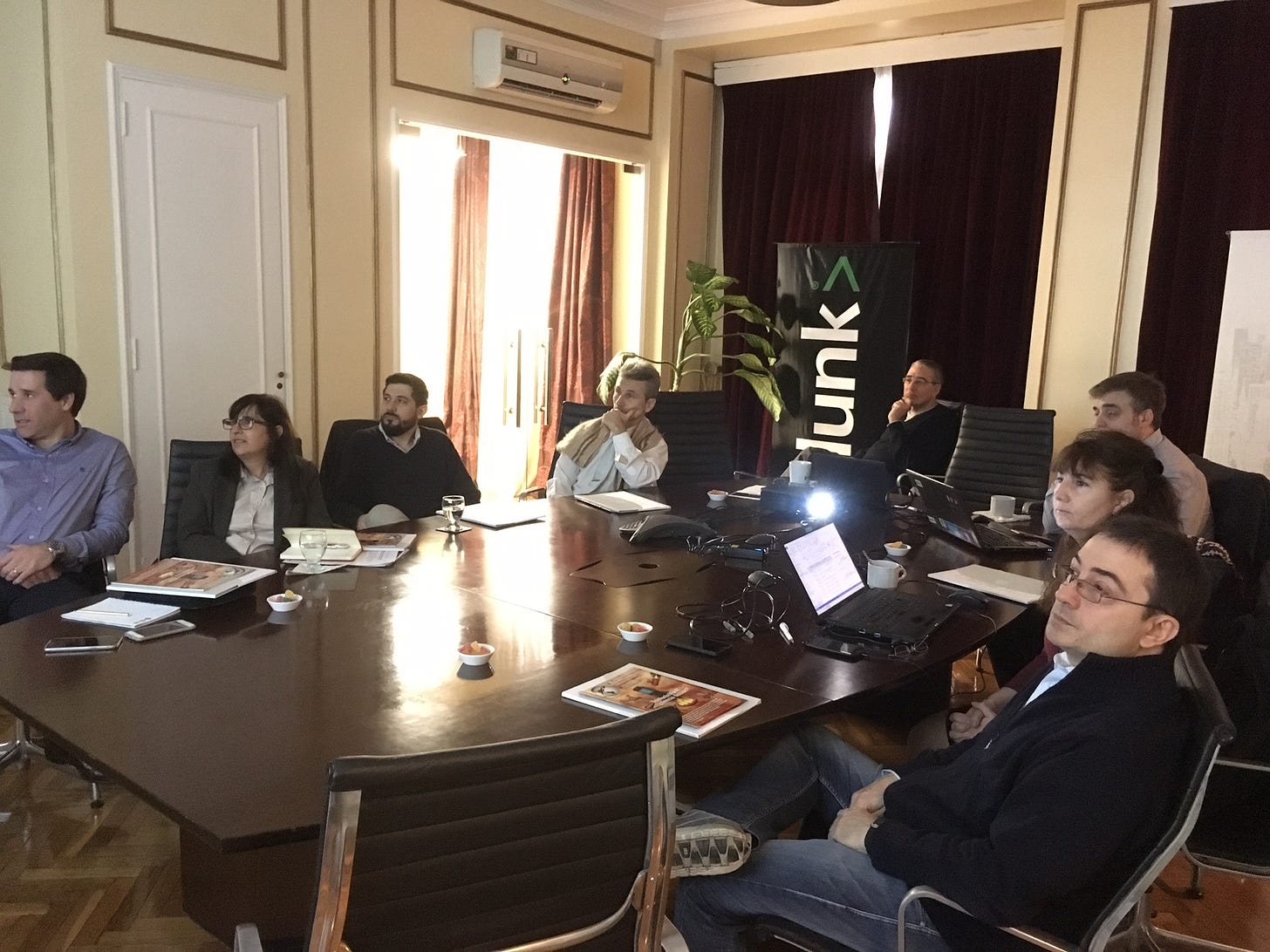 BreakFast CISO (10): Ciberseguridad antes y después del Ransomware y Ciberataques corporativos @BeyondTrust @BlueLiv BreakFast CISO (10): Ciberseguridad antes y después del Ransomware y Ciberataques corporativos @BeyondTrust @BlueLiv