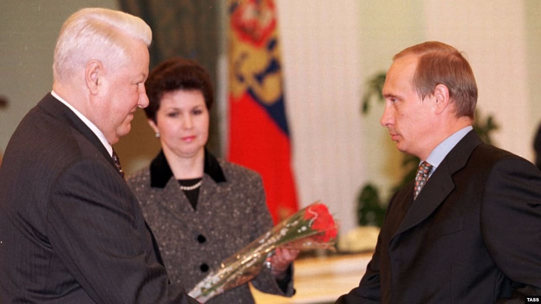 Russia: Yeltsin &amp;amp; Putin -- A Portrait In Contrasts