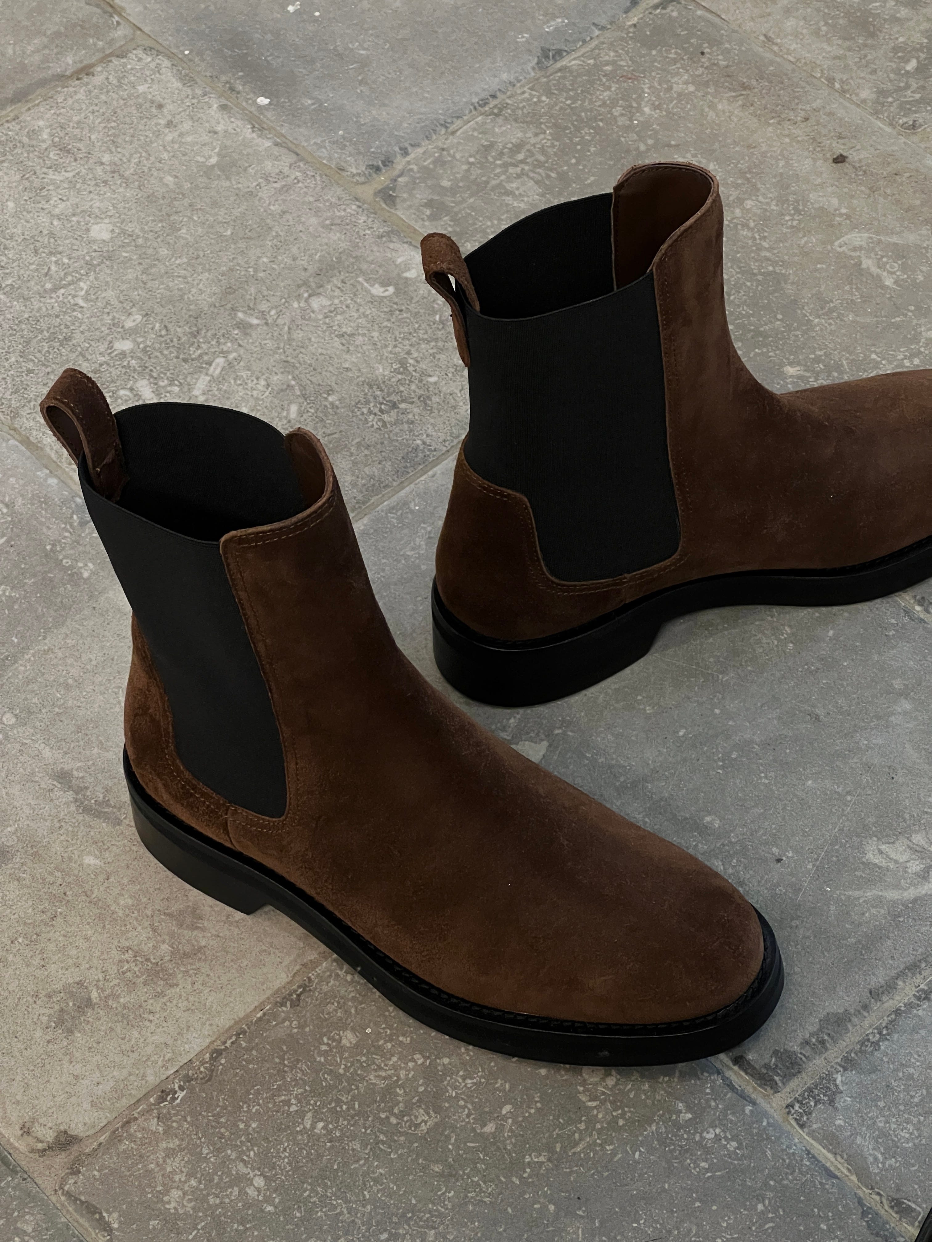 Jenni Kayne Tan Leather Chelsea Boots Size 40 US 9 Italy Minimal Luxury Leather Alden Boot | Jenni Kayne main image 4