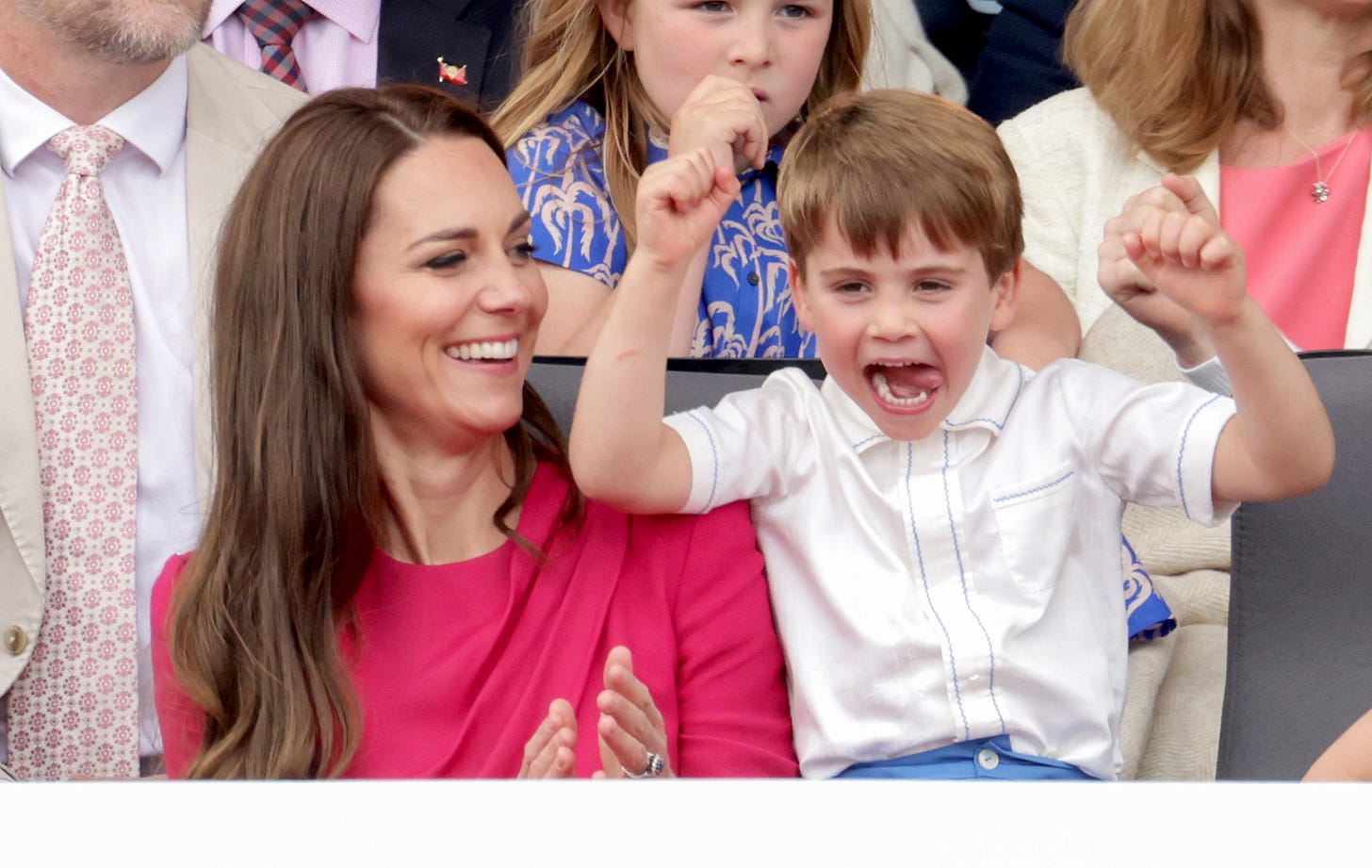 prince louis and kate middleton at platinum pageant