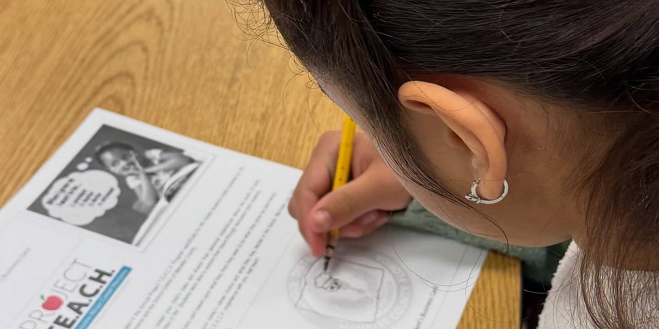Manatee Chamber’s Project TEACH Brings Business Volunteers Into Fourth-Grade Classrooms Across County