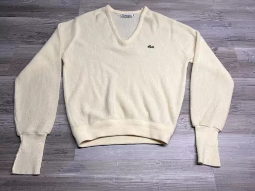 Vintage IZOD Lacoste V-Neck Sweater Size M 100% Acrylic Preppy Classic Casual - Picture 1 of 8