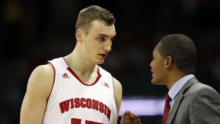 Wisconsin Badgers forward Sam Dekker (15) talks to assistant coach Lamont Paris. Photo Credit: Mary Langenfeld-Imagn Images