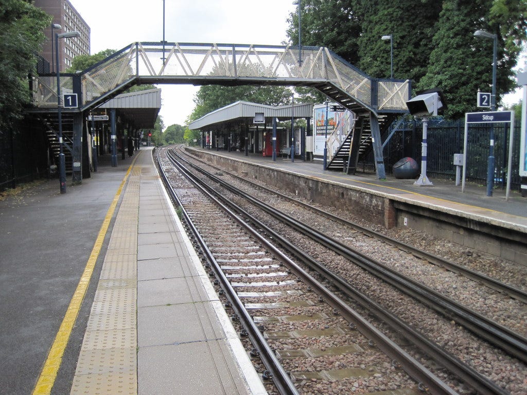 Sidcup railway station, Greater London.jpg