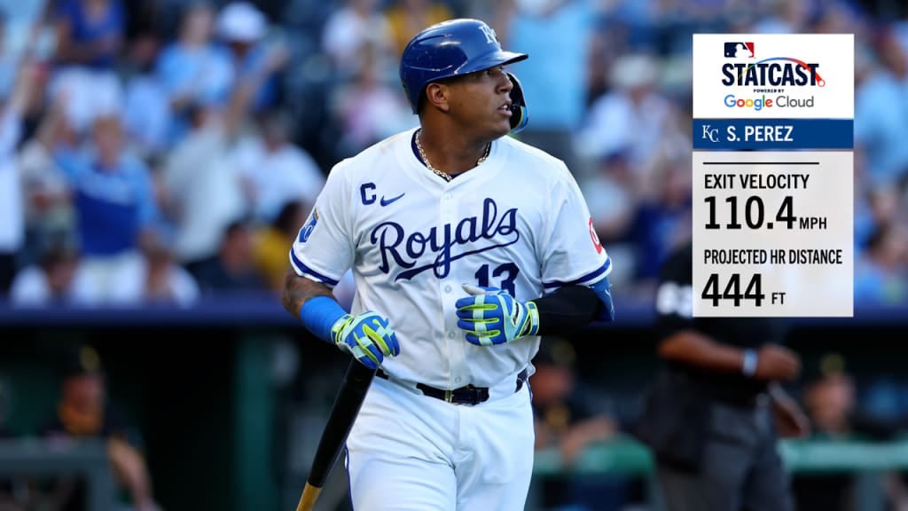 Salvador Perez hammers 444-foot home run