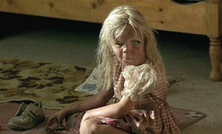 The Hills Have Eyes (2006) — And probably a nose and two ears, too – Mutant  Reviewers