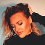 Mandy Jones's avatar