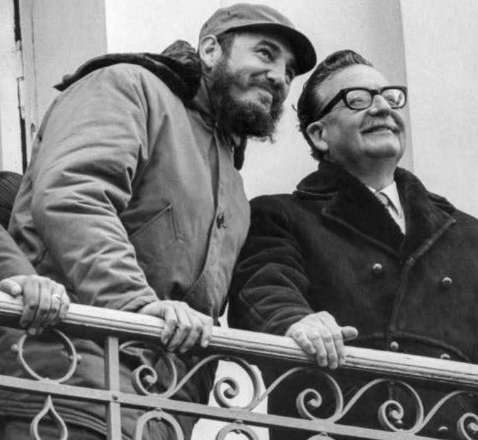 Fidel y Allende. Foto: Archivo.