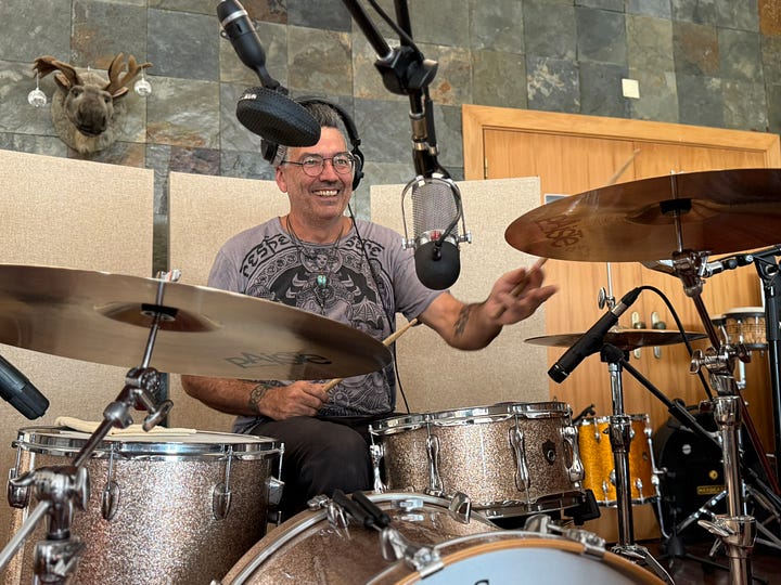 Artist, Fredi V | multi-instrumentalist Joe Mac | songwriter, Oz da Foz | multi-instrumentalist, Steve Taylor