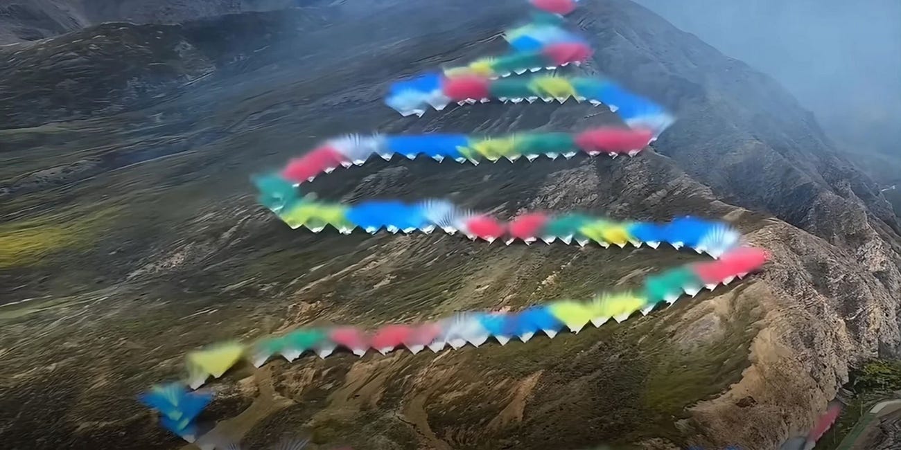 Arc’teryx × Cai Guo-Qiang: One Crisis, Two PR Strategies