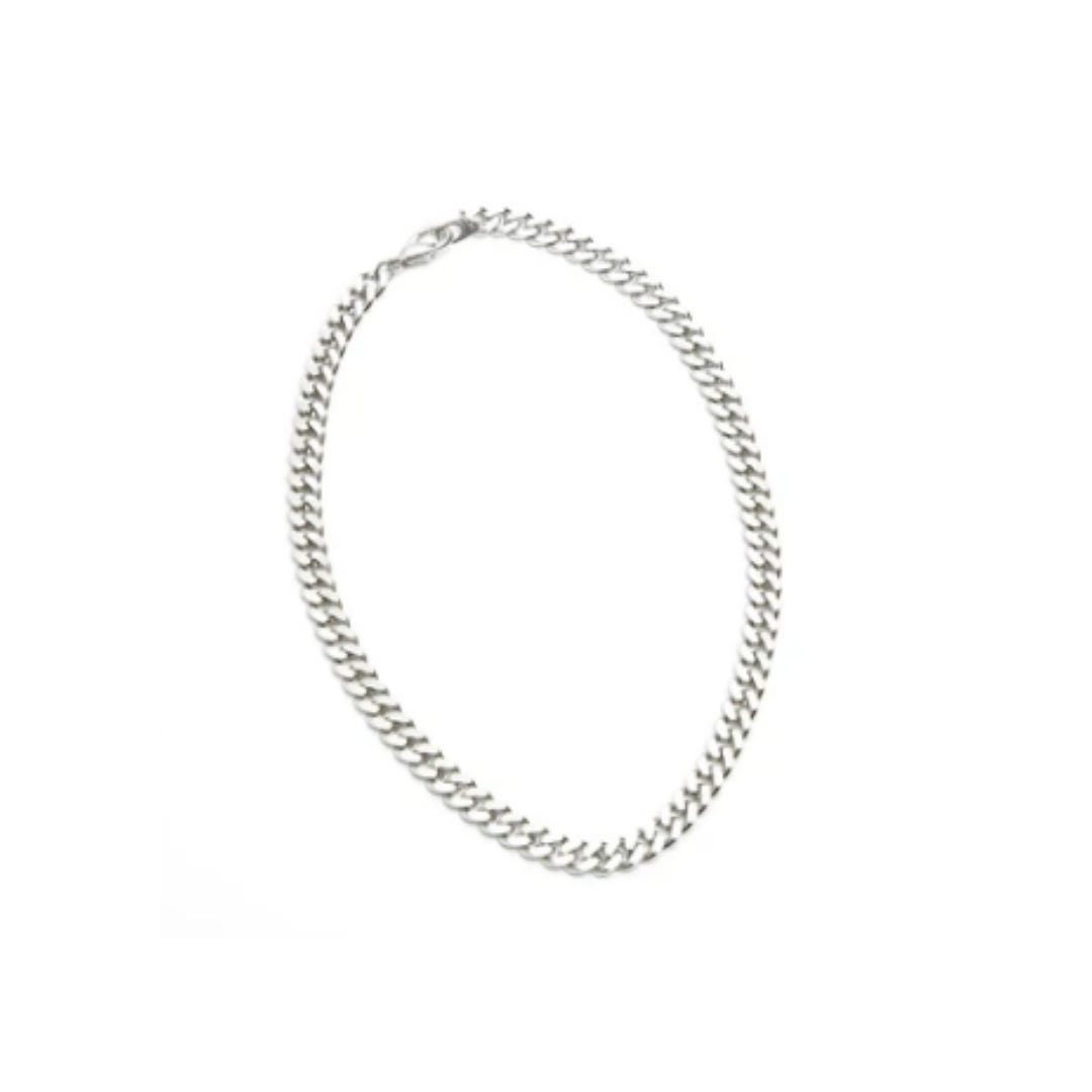 Chic basic silver necklace Chic basic silver necklace