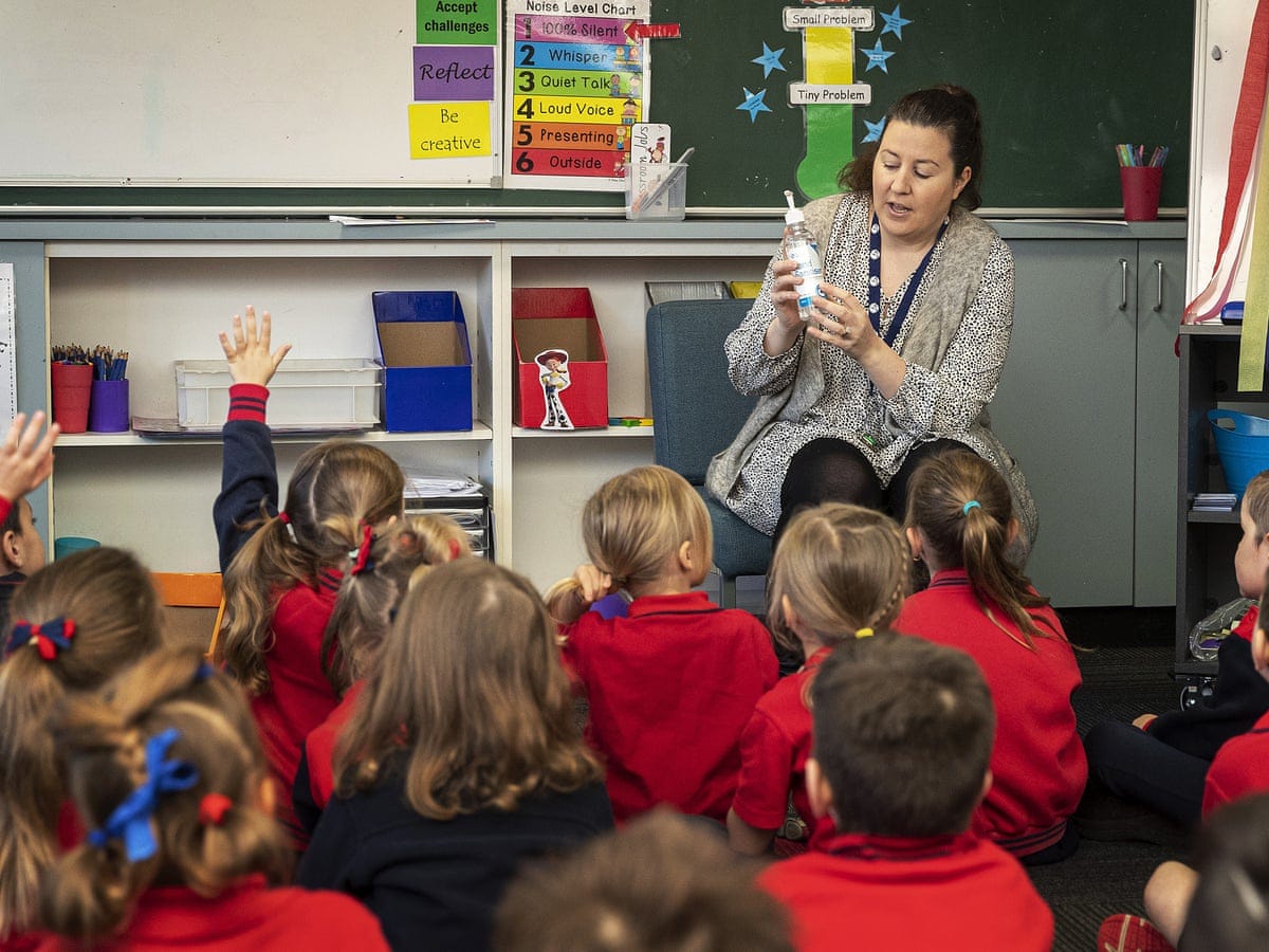 Australian politicians trust scientists on Covid. Why don&#39;t they listen to  teachers on school reform? | Pasi Sahlberg | The Guardian