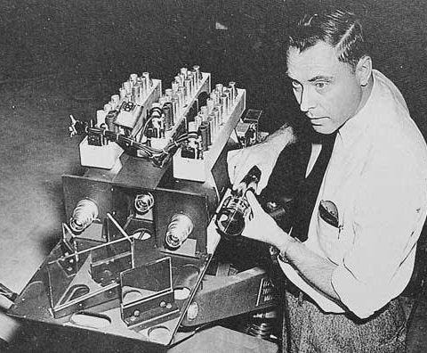 December 23, 1947...The Transistor Is Born At Bell Labs, BUT... - Eyes Of A  Generation...Television's Living History